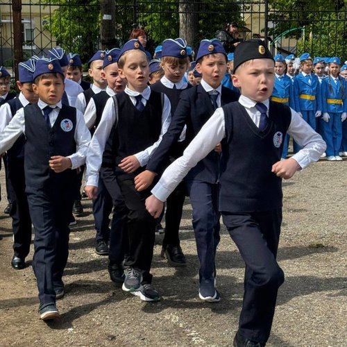Смотр строя и песни. 1-4 классы. Корпус на Ярославской