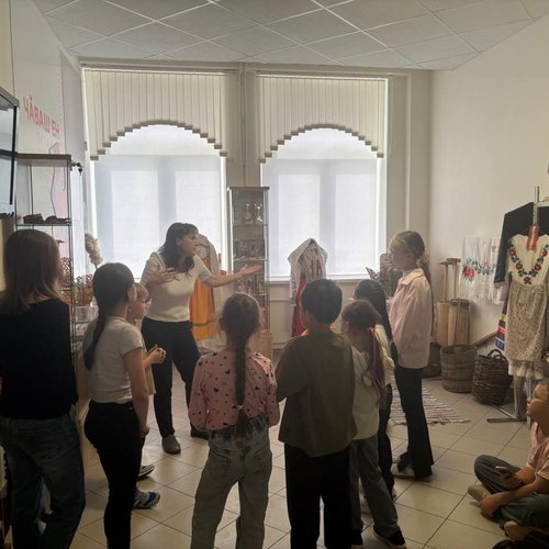 ДЕНЬ ЧУВАШСКОЙ РЕСПУБЛИКИ В ШКОЛЬНОМ МУЗЕЕ