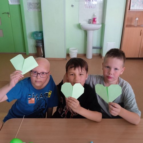 СОШ 1 поздравляет с Днем семьи, любви и верности