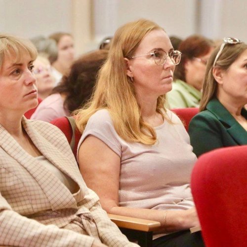 Коллектив СОШ 1 встретился с министром образования Чувашии