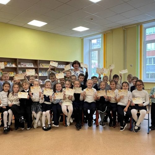 КОНКУРС ЧТЕЦОВ В 1Б КЛАССЕ