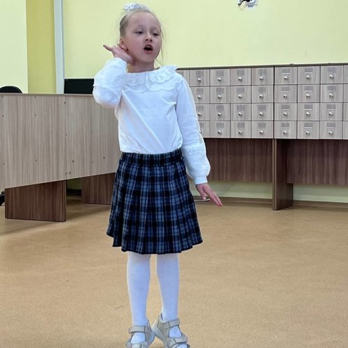 КОНКУРС ЧТЕЦОВ В 1Б КЛАССЕ