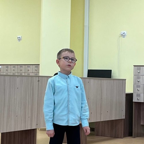 КОНКУРС ЧТЕЦОВ В 1Б КЛАССЕ