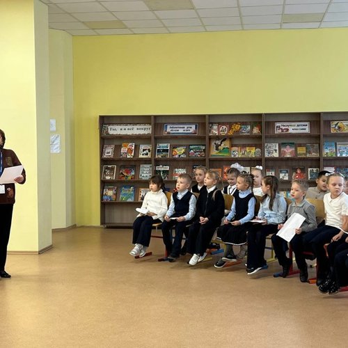 КОНКУРС ЧТЕЦОВ В 1Б КЛАССЕ