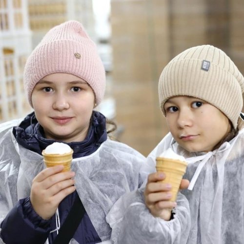 Необычная экскурсия 4А класса: в гости к «Волга Айс» 