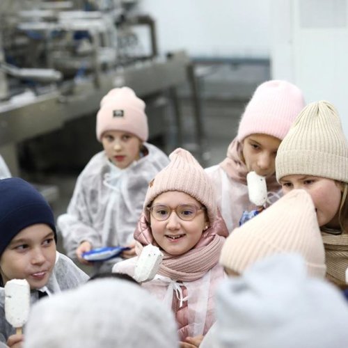 Необычная экскурсия 4А класса: в гости к «Волга Айс» 