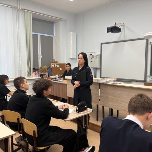 Профилактическая беседа по ПДД с инспектором ГАИ