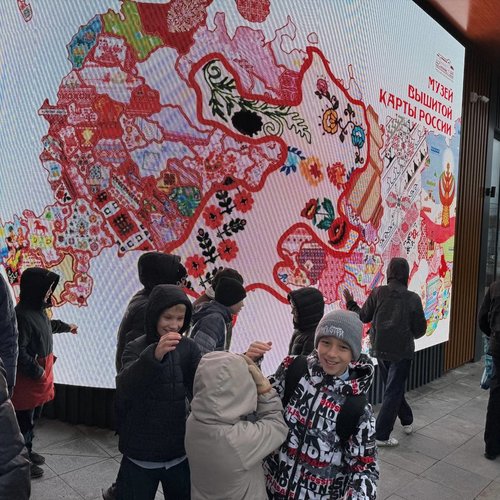 На экскурсии по исторической части города