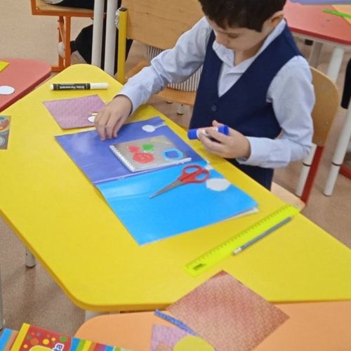 Интерактивная экскурсия "Геометрия цвета и звука" от КВЦ "Радуга"