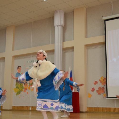 🌍 “Народов много - Родина одна!”: Конкурс-фестиваль национальных культур в нашей школе! 🌍