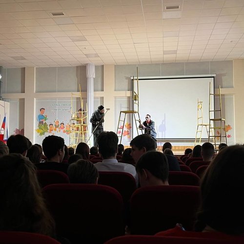 В школе №1 состоялся показ спектакля «Преступление и наказание»