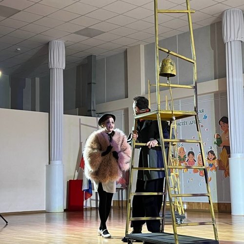 В школе №1 состоялся показ спектакля «Преступление и наказание»