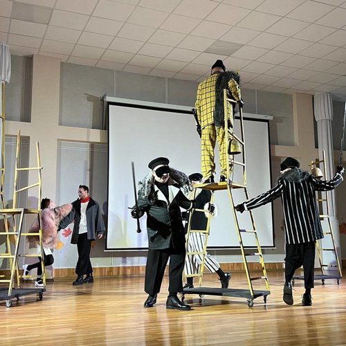 В школе №1 состоялся показ спектакля «Преступление и наказание»