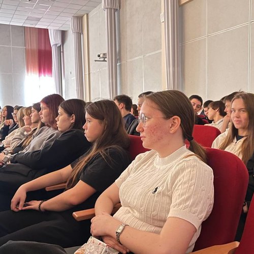 В школе №1 состоялся показ спектакля «Преступление и наказание»