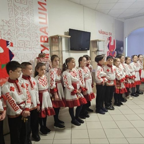 День чувашской вышивки в школьном музее