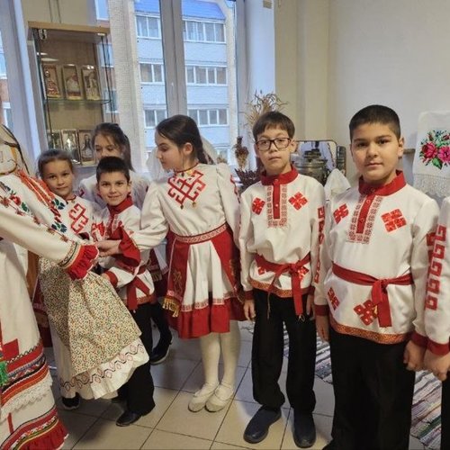 День чувашской вышивки в школьном музее