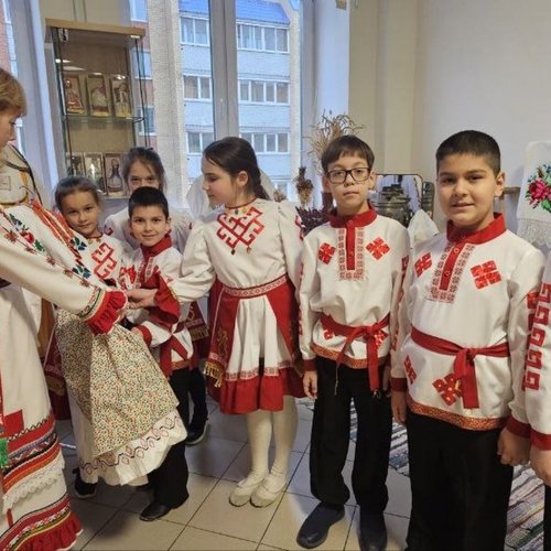 День чувашской вышивки в школьном музее