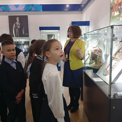 3Б класс в Музее чувашской вышивки