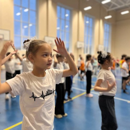 Утренняя зарядка с мамой!