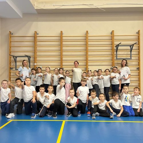 Утренняя зарядка с мамой!