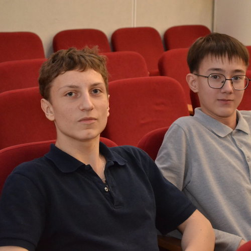 "Музыка в честь героев: Память и вдохновение".