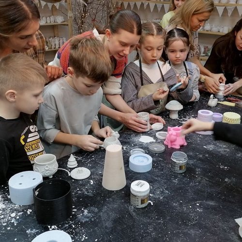  1В класс на мастер-классе в художественной мастерской "КсюФлер"