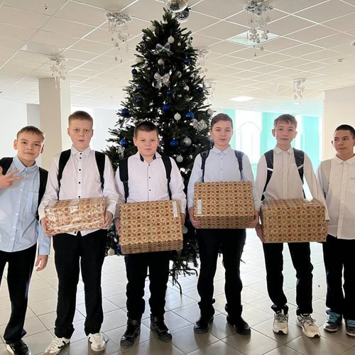 Новогодние посылки для бойцов СВО