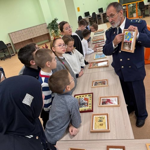 Выставка значков, посвященная Великой Отечественной войне