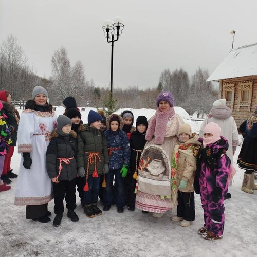 2А в этнокомплексе «Ясна» с новогодней программой Хель Мучи