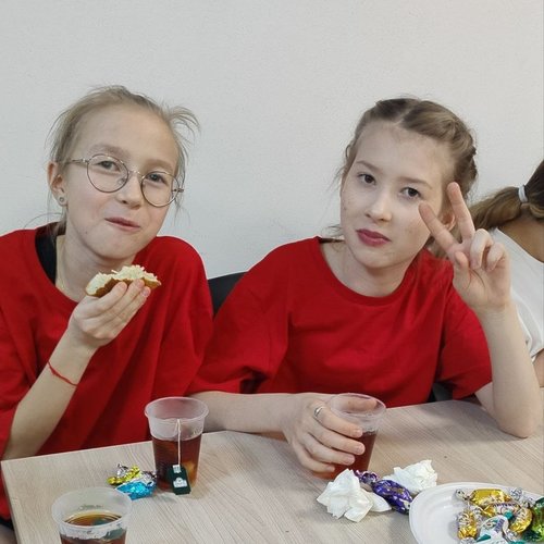 Новогодние старты на призы Деда Мороза и Снегурочки.