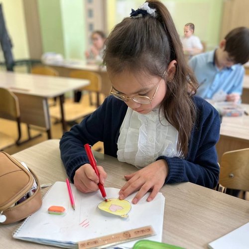 МОЗАИКА ЗИМНИХ ЧУДЕС: ПУТЕШЕСТВИЕ ПО НОВОГОДНИМ ТРАДИЦИЯМ НАРОДОВ РОССИИ