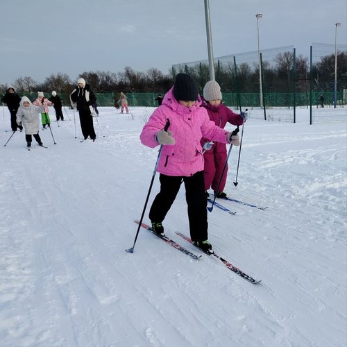 Школа №1 отмечает День зимних видов спорта!