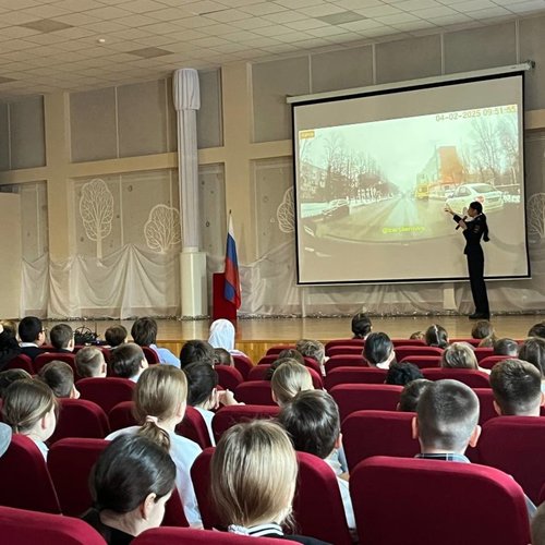 ДЕТИ И ДОРОГА: ВАЖНЫЕ ПРАВИЛА, КОТОРЫЕ НУЖНО ЗНАТЬ 