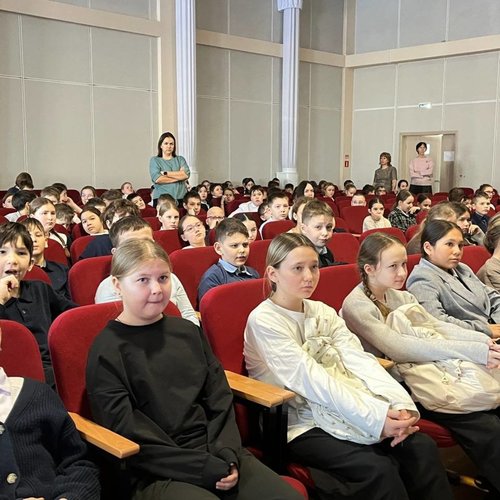 ДЕТИ И ДОРОГА: ВАЖНЫЕ ПРАВИЛА, КОТОРЫЕ НУЖНО ЗНАТЬ 