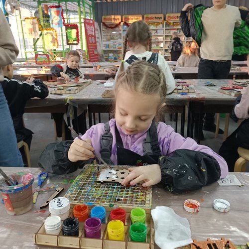 Мастер-класс для 1Б класса на фабрике игрушек «Алатойс»