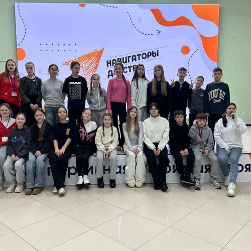 НАШИ ПЕРВЫЕ НА СМЕНЕ В ГУБЕРНАТОРСКОМ ЛАГЕРЕ  