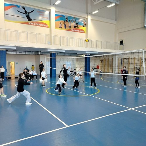 Школьный турнир по пионерболу среди 5-х классов