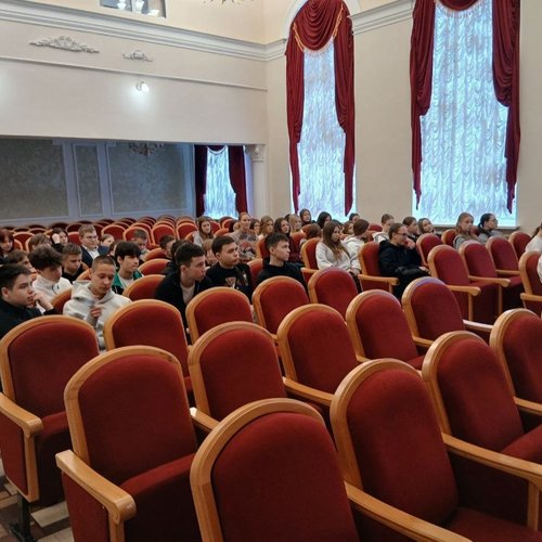 Открывая мир профессий: 9 "Г" и 9 "Д" в Чебоксарском техникуме строительства и городского хозяйства!  