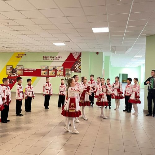 Будущие первоклассники из детского сада № 8 в гостях у СОШ 1.