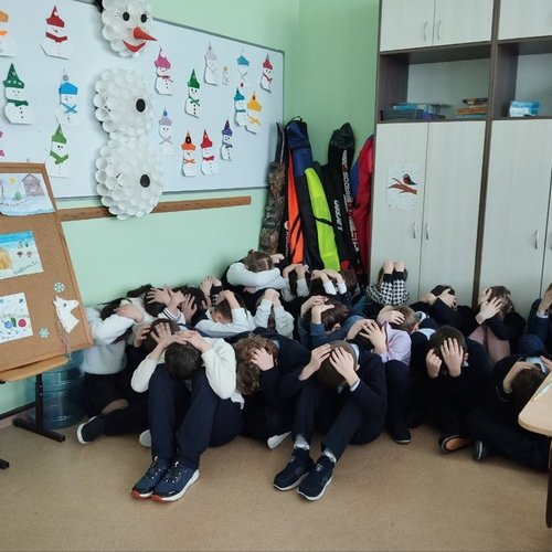 Антитеррористические учения по отработке сценария «Действия сотрудников охраны и работников образовательных организаций при вооруженном нападении на объект (территорию) образовательной организации»