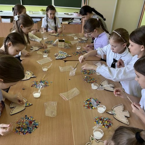 Чудо-мозаика в 3 "И": Братья наши меньшие оживают в руках юных мастеров!