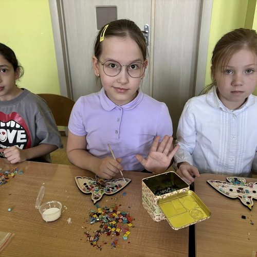 Чудо-мозаика в 3 "И": Братья наши меньшие оживают в руках юных мастеров!