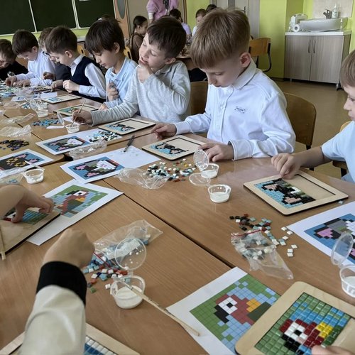 Чудо-мозаика в 3 "И": Братья наши меньшие оживают в руках юных мастеров!