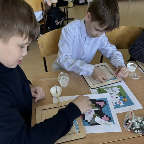 Чудо-мозаика в 3 "И": Братья наши меньшие оживают в руках юных мастеров!