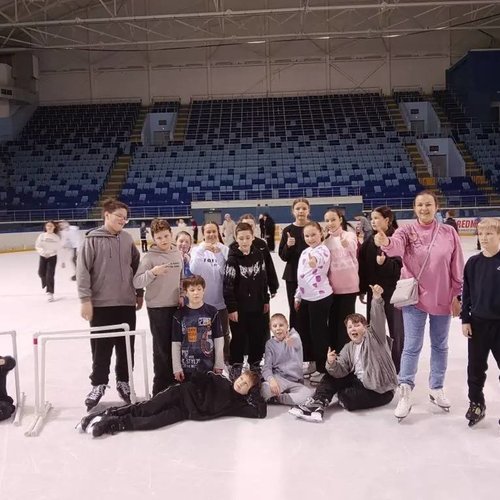 День Здоровья 5Б класса в "Ледовой Арене"