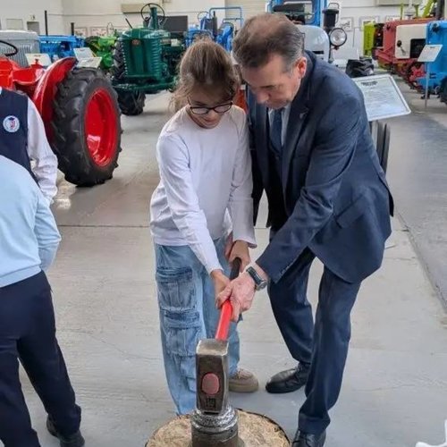 Увлекательное путешествие в мир тракторов: 3Ж класс в Музее истории трактора!