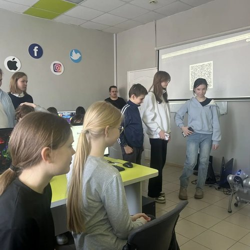 Экскурсия в компьютерную академию