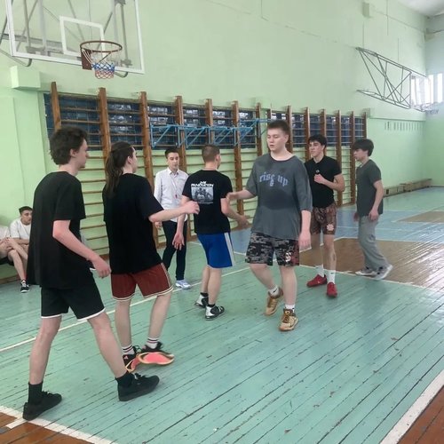 🏀 Наши баскетболисты — лучшие в Ленинском районе!