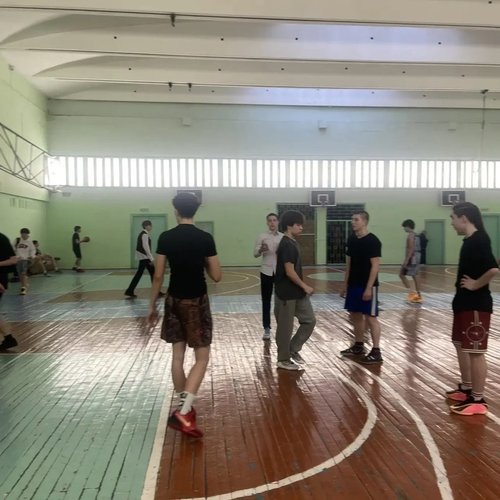 🏀 Наши баскетболисты — лучшие в Ленинском районе!