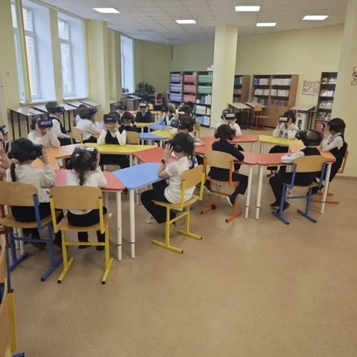 🚀 Вперёд по планетам: виртуальное космическое путешествие!